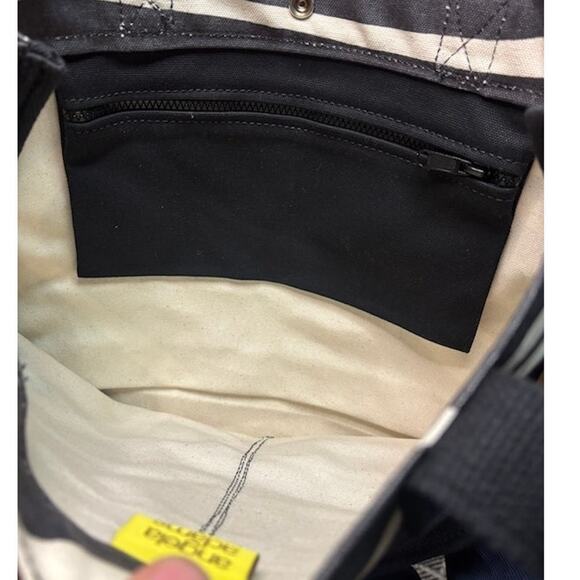 Angela Adams Portland Maine Tote Designer Bag Black and White Geometric - Picture 4 of 6